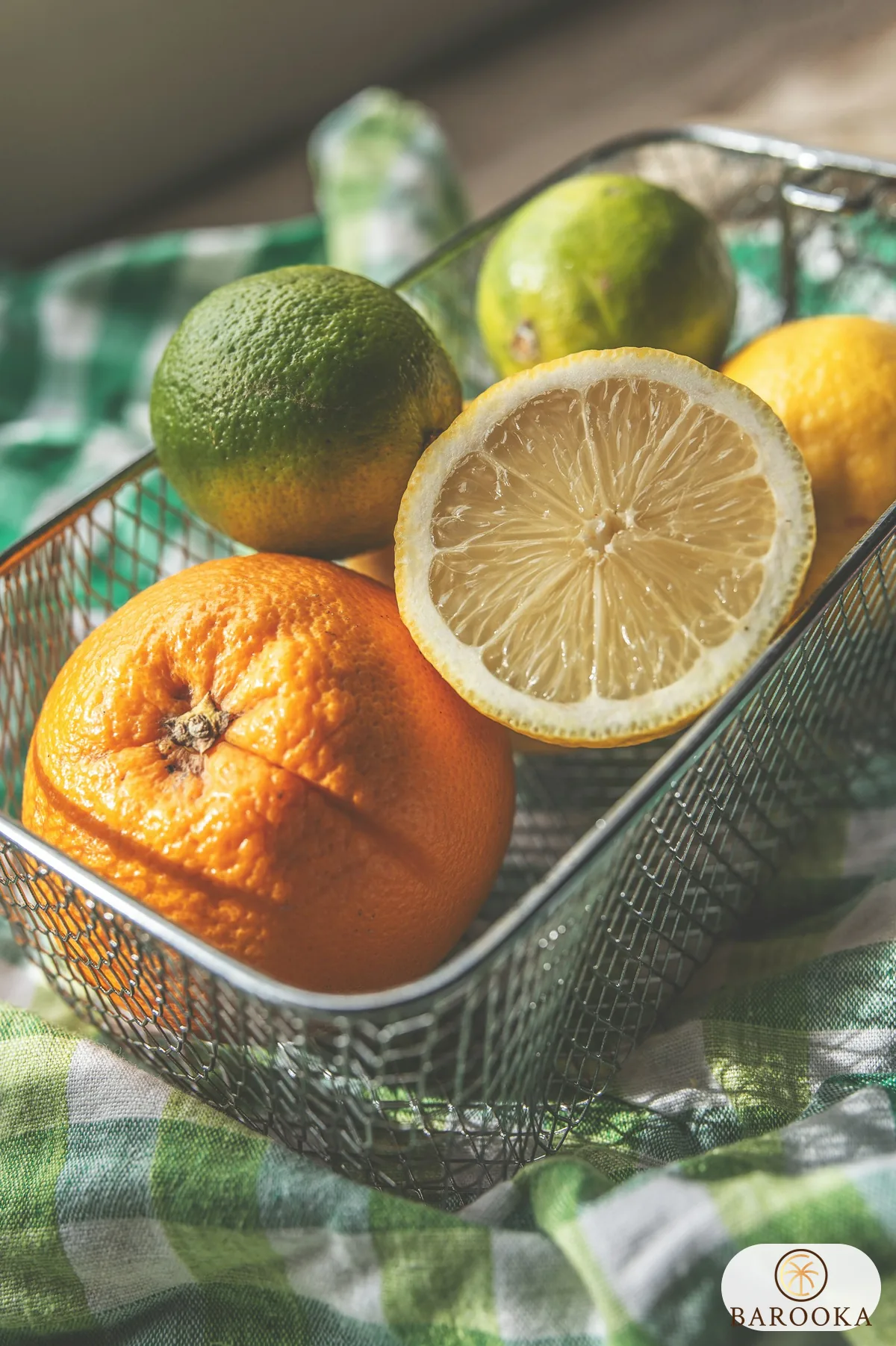 Ilustrasi Sari Lemon untuk Meningkatkan Imunitas: Cara Alami Jaga Daya Tahan Tubuh Sepanjang Tahun